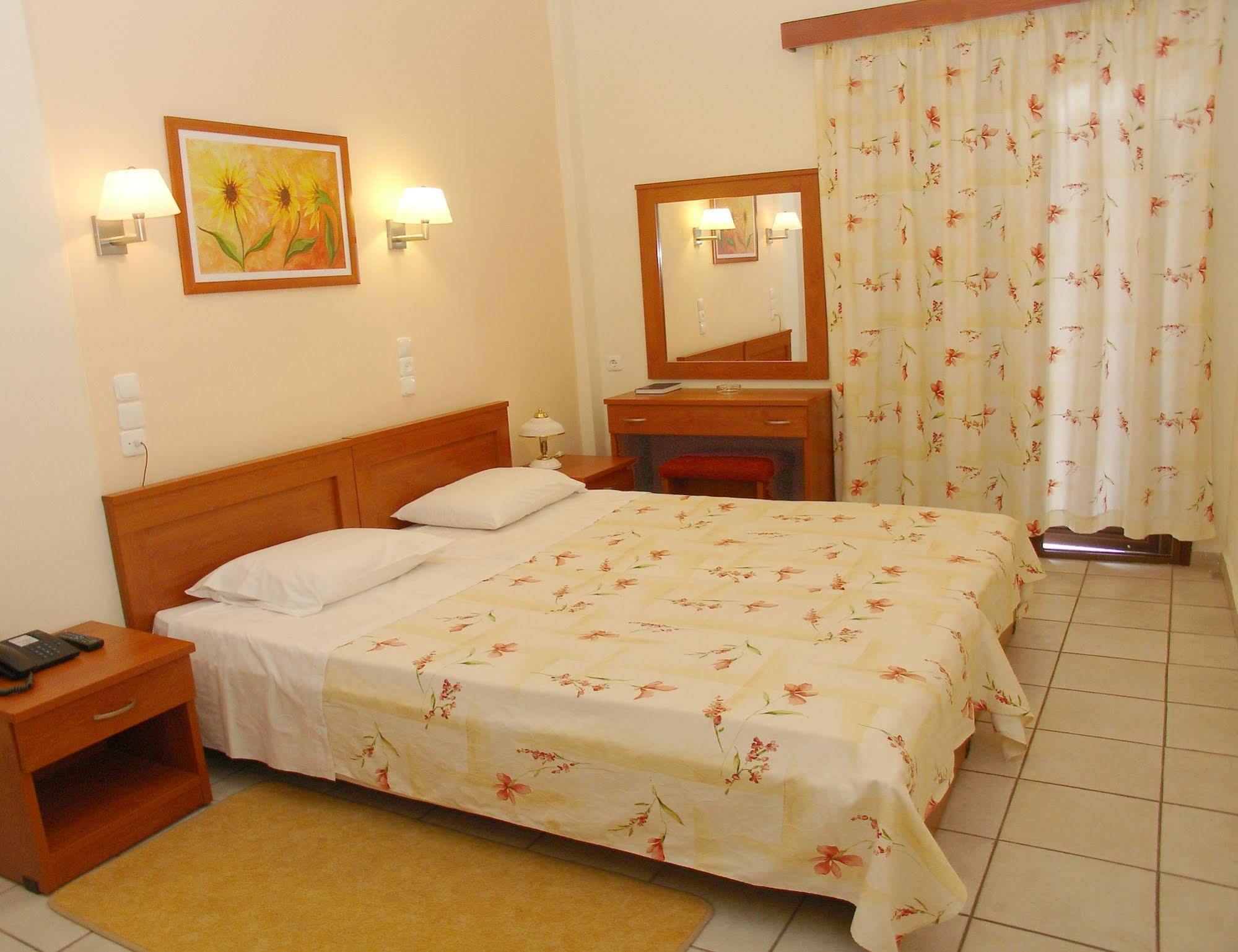 Hotel Kronio Олимпия Номер фото